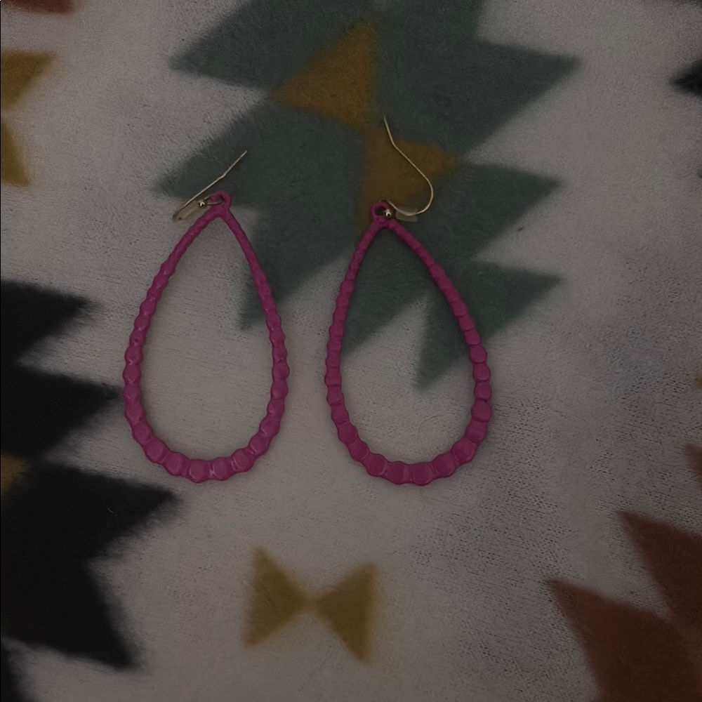 Elegant Pink Teardrop Earrings